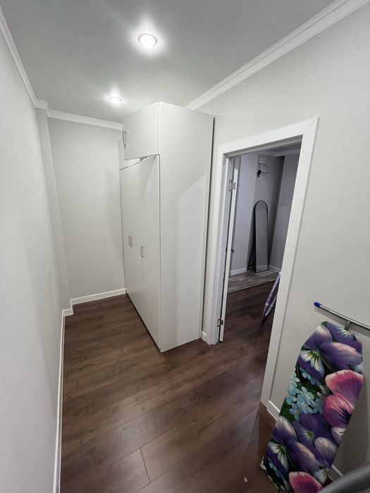 Продам квартиру пр абая 244 центр