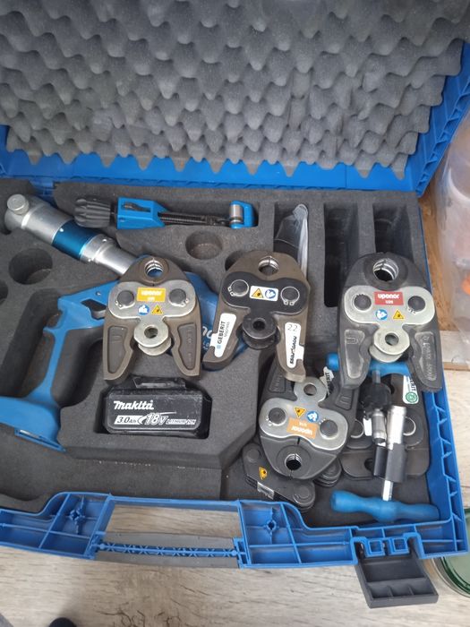 Пресс для труб Uponor