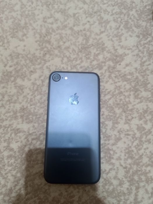 Iphone 7 32gb rangi qora