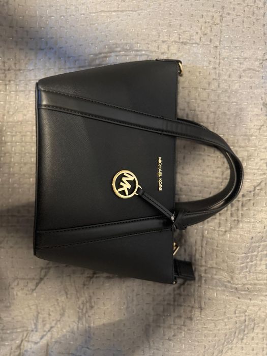 Oferta de neratat  geanta Michael Kors