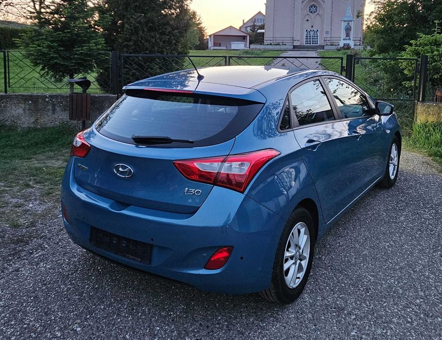 HYUNDAI i30 2013 — imagine 3