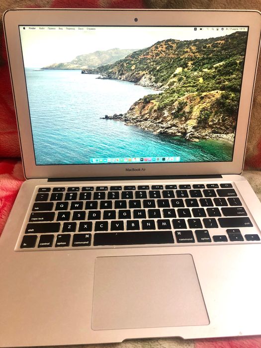 MacBook Air Intel core i5