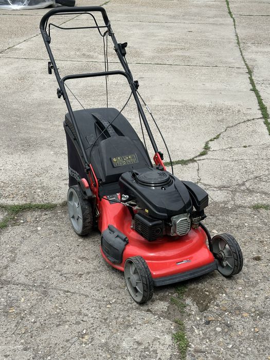 Бензинова самоходна косачка Gardentec power