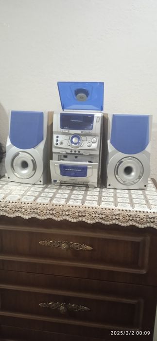 Музикалний сентр сотилади холати яхши куп ишлатилмаган