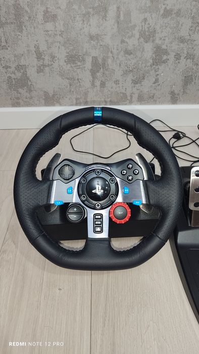 Продается руль g29 Logitech
