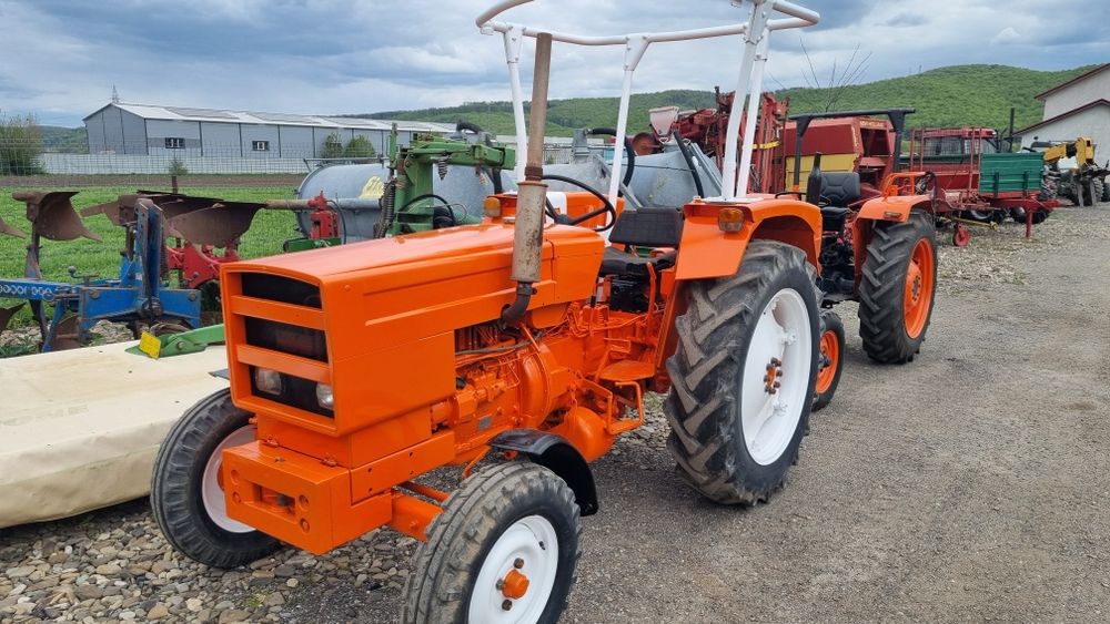 Renault R7431L , Fiat 415 tractor