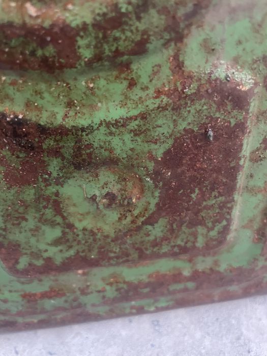 Канистор железни