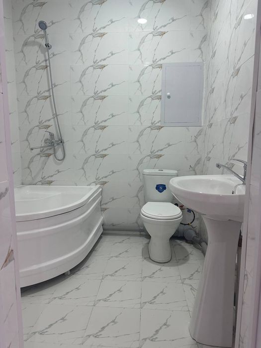 Olmos navostroyka sotiladi Yashnobod rayon. 52m²