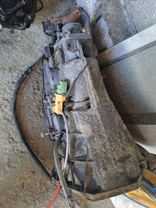 Запчасти мерседес w124