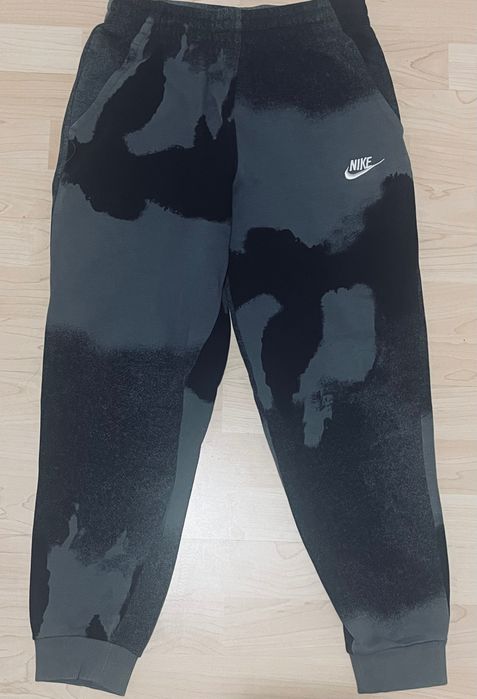 Nike долнище L размер за ръст 147-158см