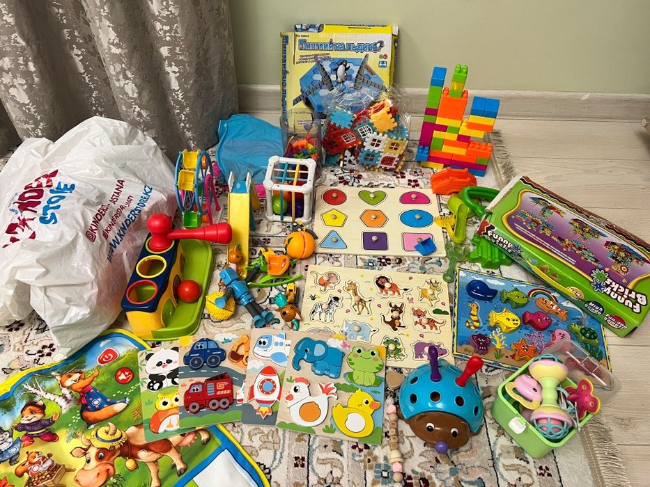 Развивающие игрушки для малышей