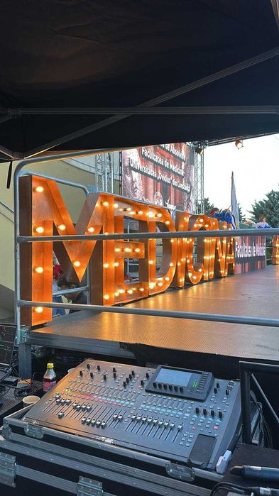 Litere Luminoase Volumetrice - Love, nume