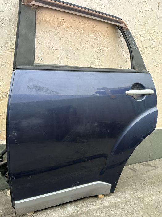 Дверь на Митсубиси