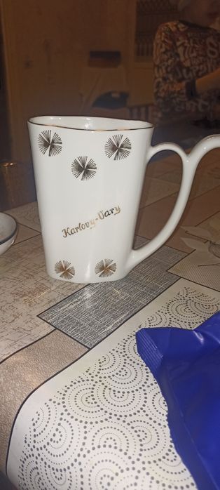 Продаю поилник для минеральной воды