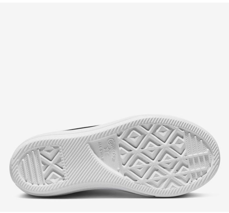Детските високи кецове Converse Kids Canvas High-Top Trainers