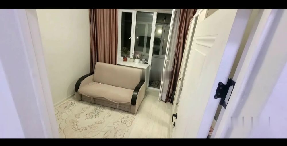 Продаётся 2 комн центр, Вокзал