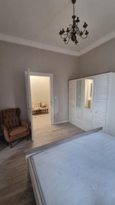 Дава се под наем Къща в Пловдив, Център - 90 кв.м за 1200 € - Снимка #5