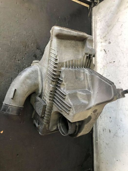 carcasa filtru aer 1.2 b tce d4fh786 renault clio 3 dupa 2007