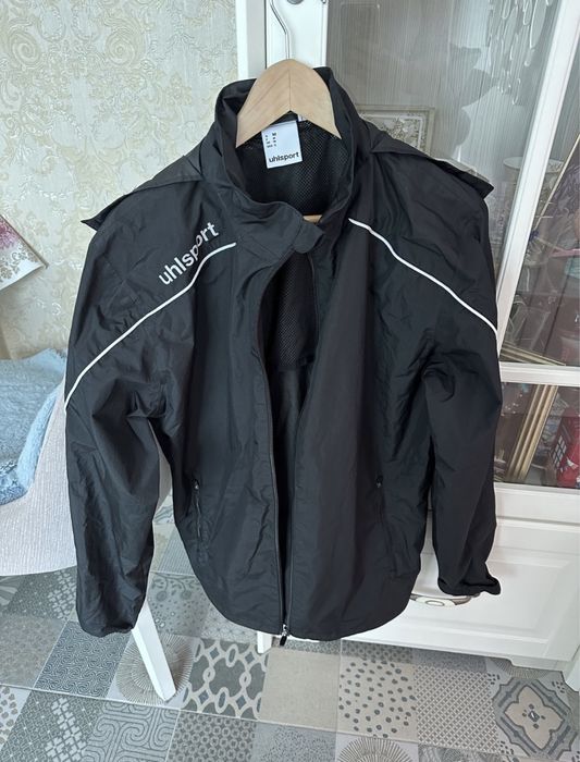 Uhlsport анцуг,Ветровка и зимно яке