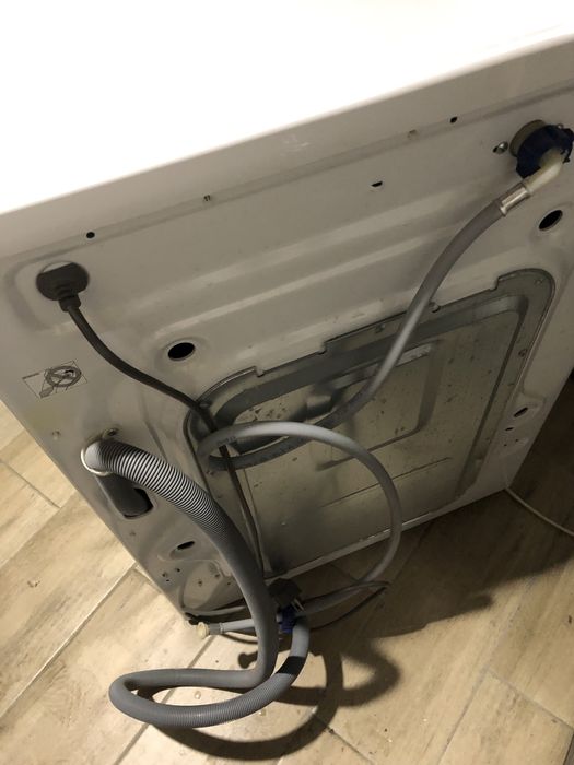 Продам стиральную машину