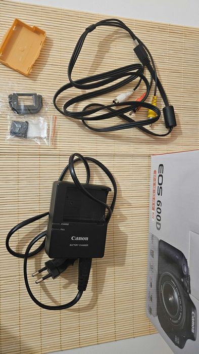 Canon DSLR 600D с аксесоари