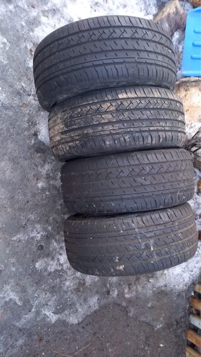 Продам 4 шины 205/40 r17