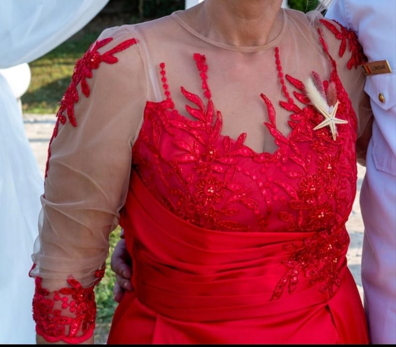 Rochie lungă roșie