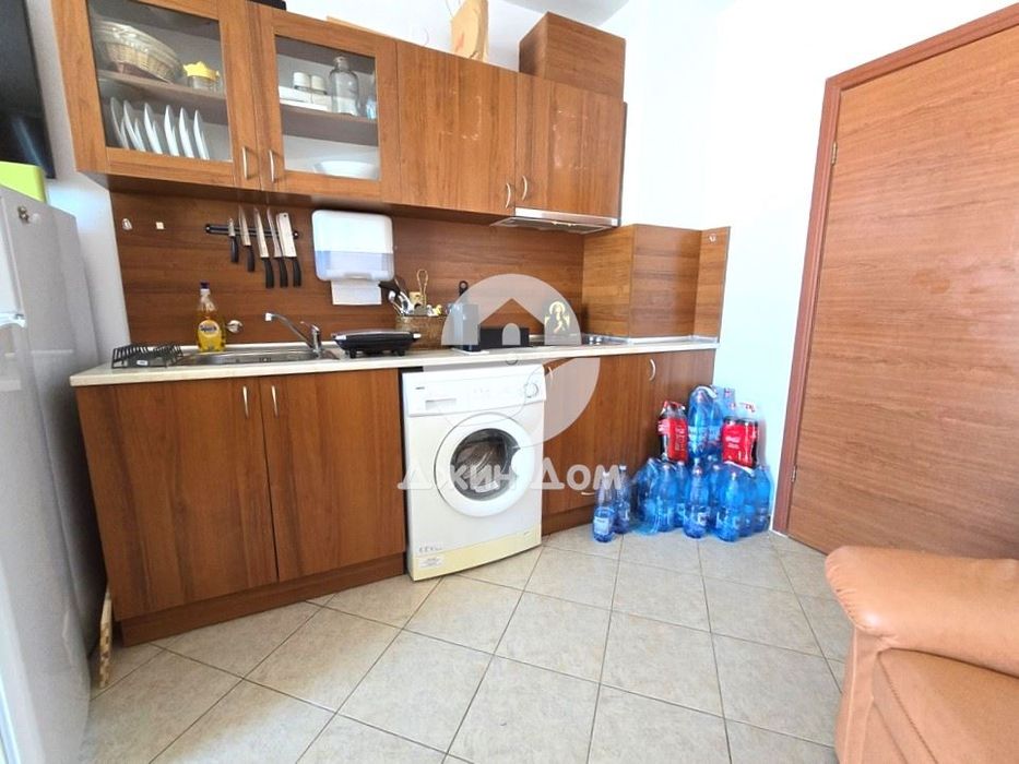 Продава се Тристаен апартамент в к.к. Слънчев бряг - 77 кв.м за 1364 €/кв.м - Снимка #2