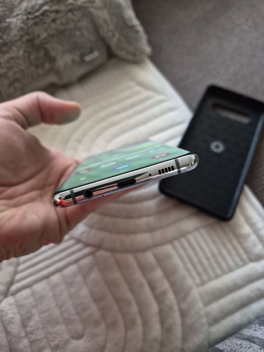 Samsung Galaxy S10 plus, 128Gb, incarcator wireless