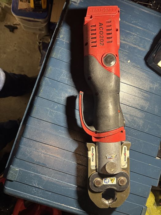 Presa Novopress ACO 202