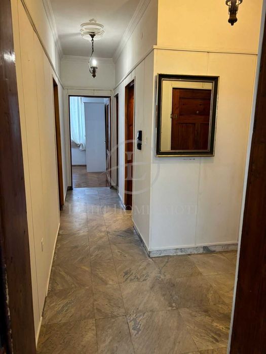 Продава се Тристаен апартамент в Пловдив, Кючук Париж - 178 кв.м за 1096 €/кв.м - Снимка #21