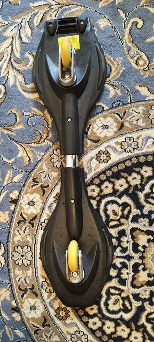 Продам скейт Снейкборд