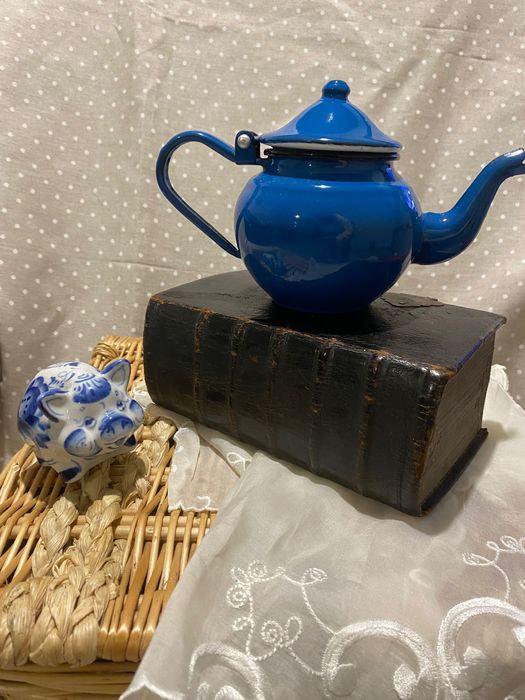 Разни стари готини неща за декор на дома или градината