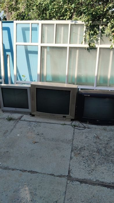 Продам телевизор по 2000т.