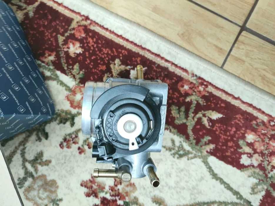 Clapeta acceleratie ( CITITI ANUNTUL )