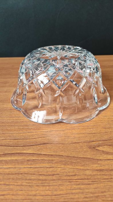 Кристална купа красива гравюра