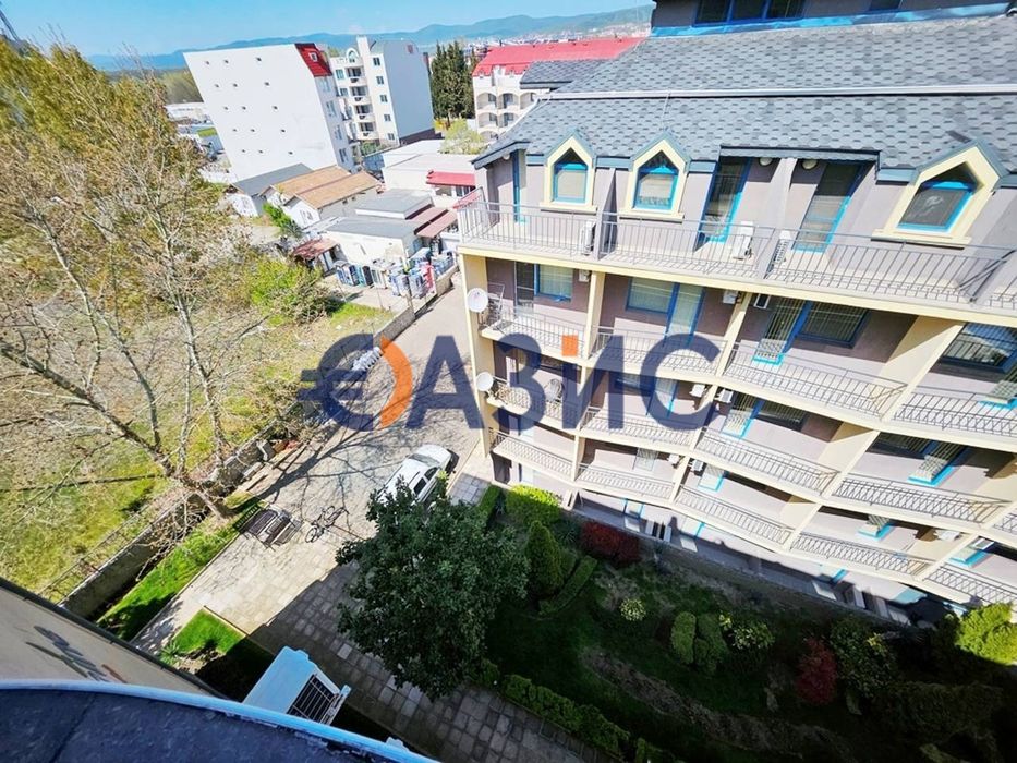 Продава се Едностаен апартамент в к.к. Слънчев бряг - 35 кв.м за 1369 €/кв.м - Снимка #11