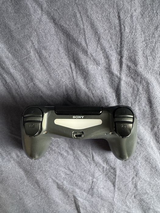 Контролер за PS4