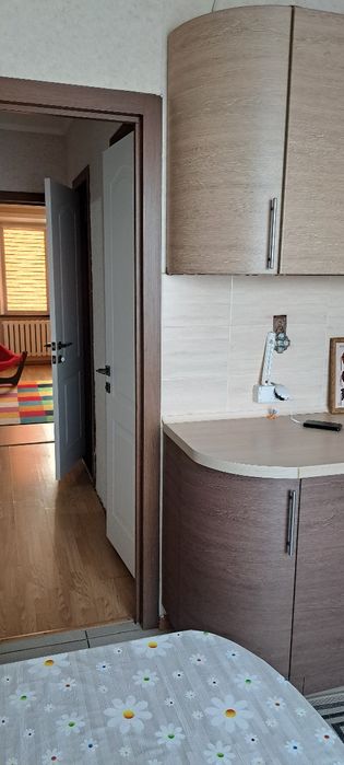 Продам квартиру 4 комнатную