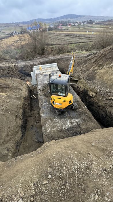 LUCRARI /INCHIRIERI excavator 3t / Buldozer 20 t