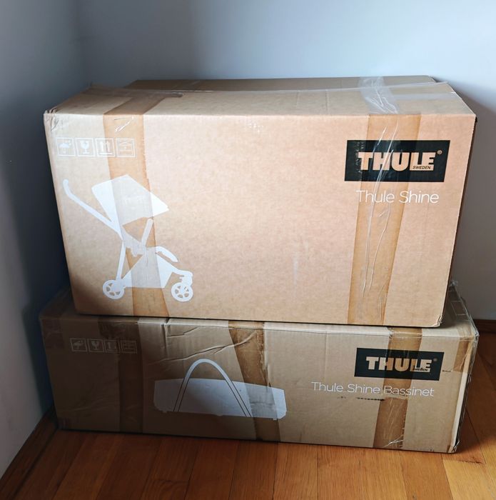 Cărucior Thule Shine 2 in 1 sau scoica separat