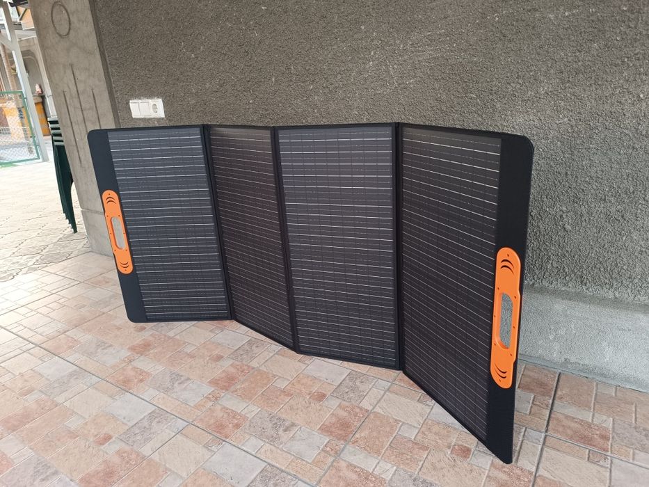 Солнечная панель для отдыха рыбалка и охота.