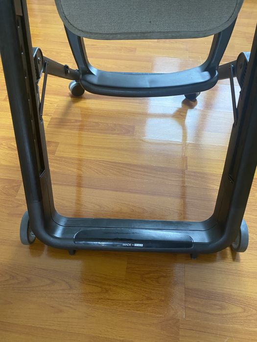 Продам стул для кормления