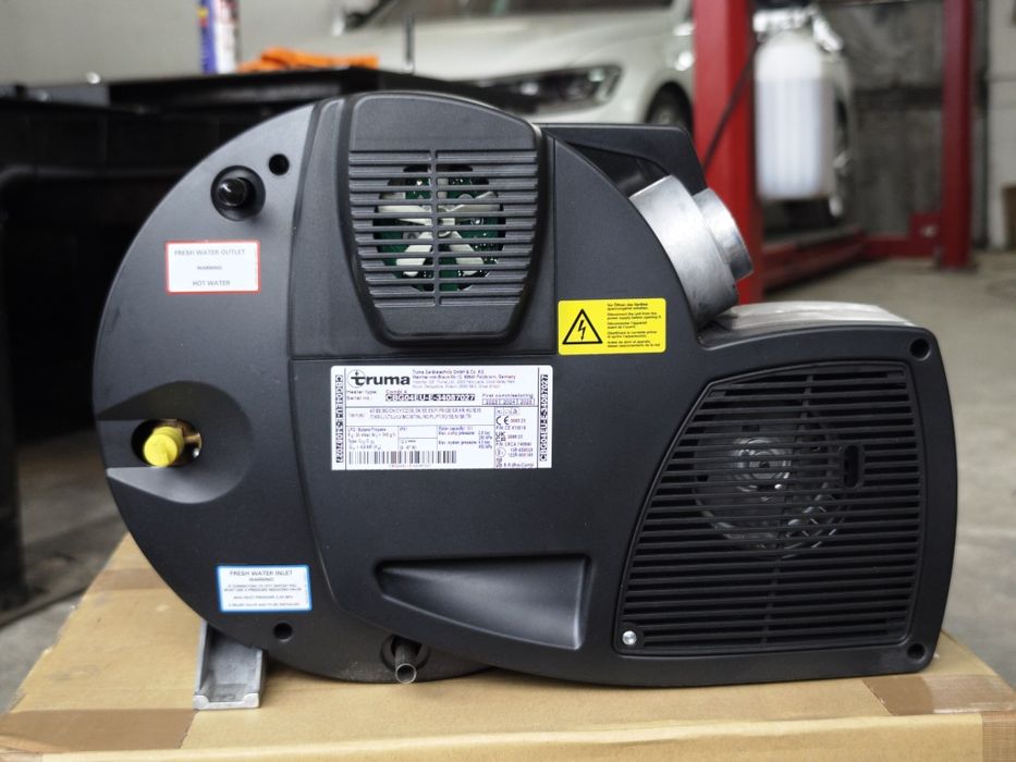 Truma Combi 4 НОВ газов бойлер/печка