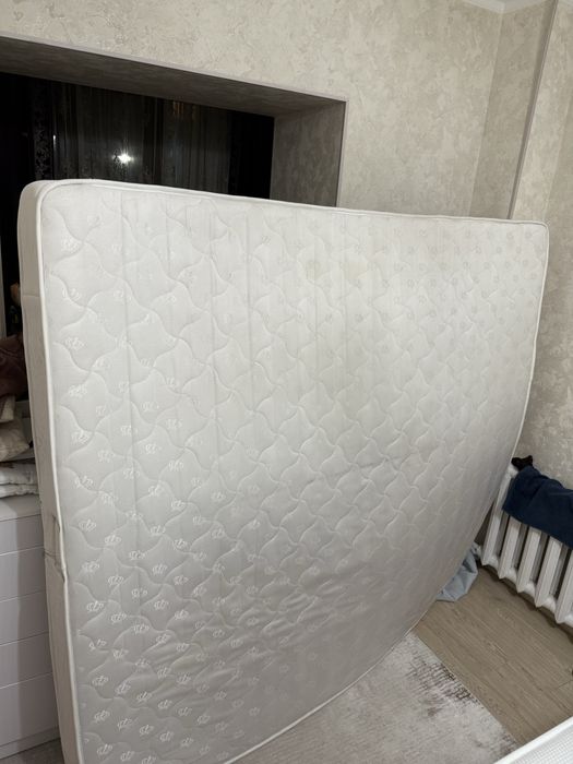 Продам матрас 2/180