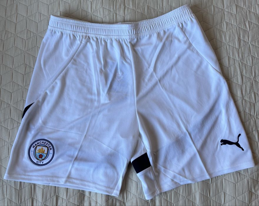 (22.01) Оригинални футболни долнища и шорти