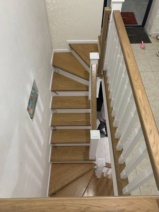 Леснитса. Zinapoyalar