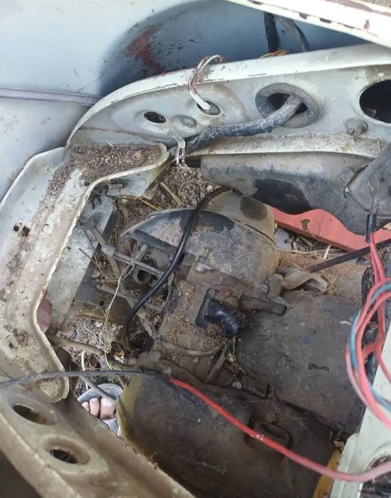 Scuter piaggio vespa pentru piese aștept oferte