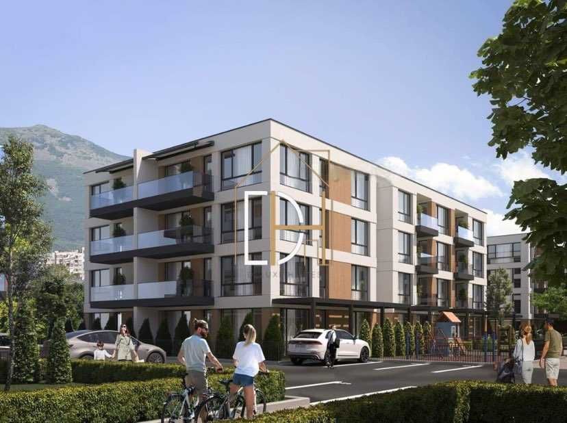 Продава се Тристаен апартамент в Пловдив, Остромила - 122 кв.м за 1100 €/кв.м - Снимка #1