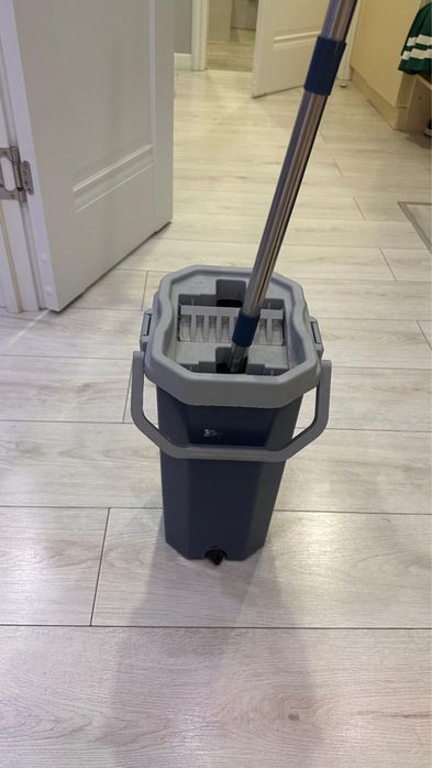 Продам пылесос и швабру